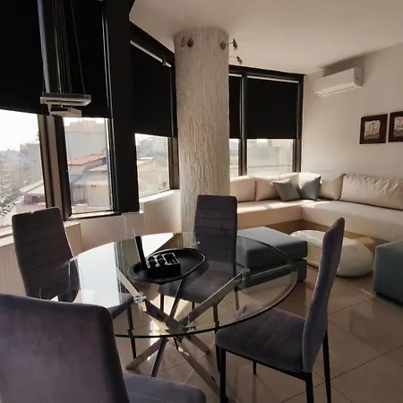 Mitropoleos Luxury