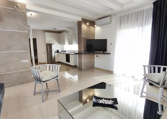 Mitropoleos Luxury 아파트