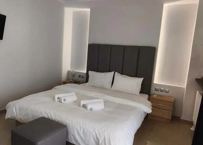 Mitropoleos Luxury Daire *