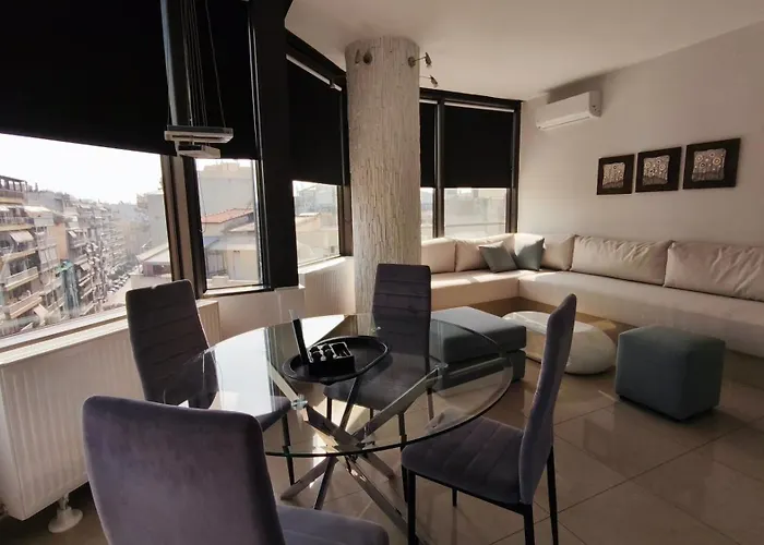 Mitropoleos Luxury