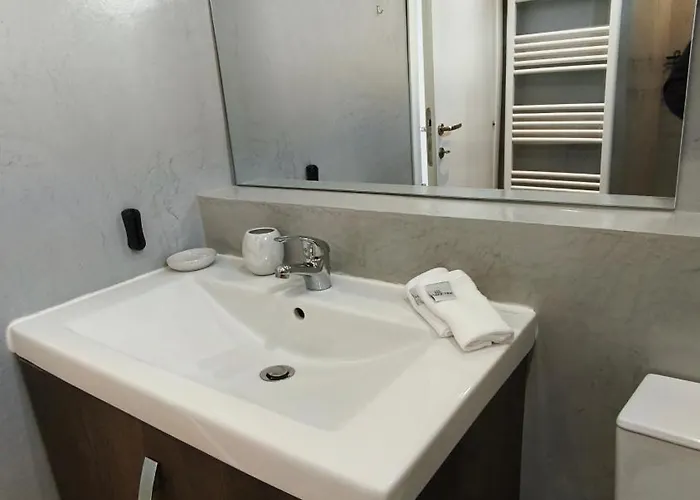 Апартаменты Mitropoleos Luxury *